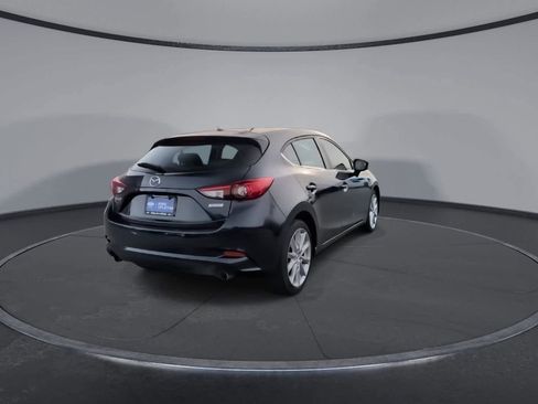Used 2017 MAZDA MAZDA3 Touring image 8