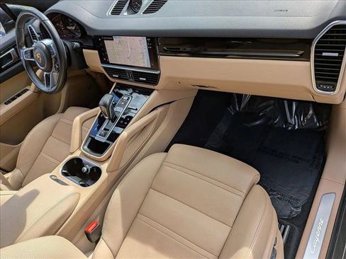 Used 2022 Porsche Cayenne E-Hybrid image 23