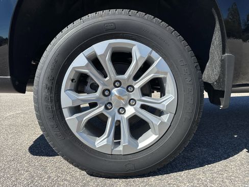 New 2025 Chevrolet Silverado 1500 LTZ image 31