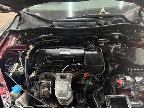Used 2016 Honda Accord Sport image 29