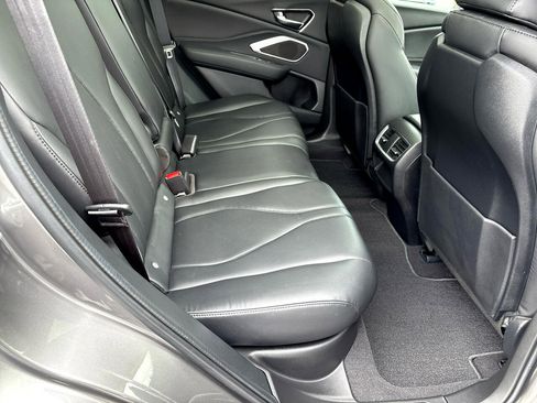 Used 2023 Acura RDX SH-AWD image 30