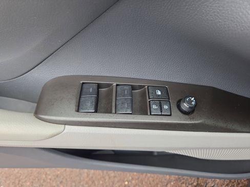 Certified 2023 Toyota Camry SE image 28