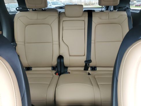 Used 2022 Lincoln Corsair Reserve w/ Equipment Group 201A image 19