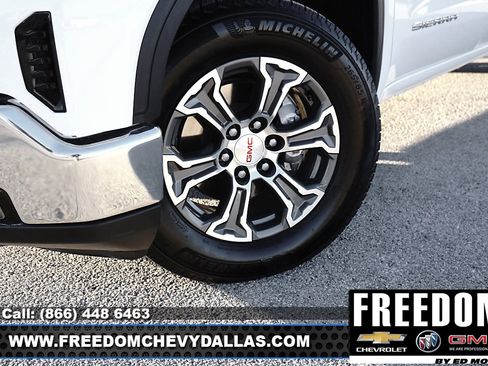 Used 2025 GMC Sierra 1500 SLT image 43