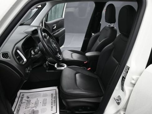 Used 2019 Jeep Renegade Limited AWD/4WD image 13