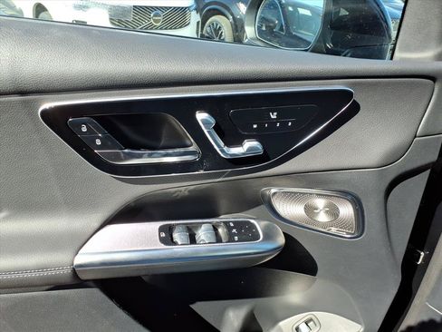 Used 2026 Mercedes-Benz GLC 300 4MATIC image 14