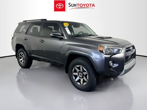 Used 2022 Toyota 4Runner TRD Off-Road Premium w/ Moonroof Package AWD/4WD image 1