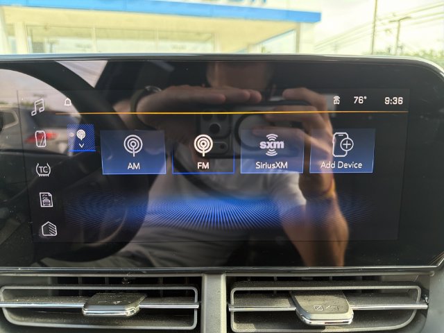 Used 2026 Chevrolet Trax LT FWD image 25