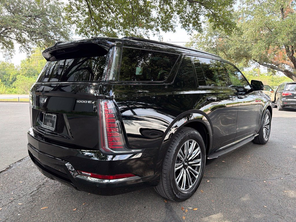 Used 2026 Cadillac Escalade IQL Sport 1 AWD/4WD image 7