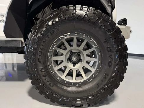Used 2018 Jeep Wrangler Unlimited Sport S AWD/4WD image 9