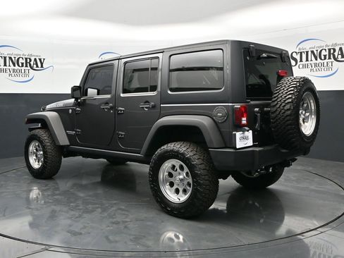 Used 2014 Jeep Wrangler Unlimited Rubicon w/ Connectivity Group AWD/4WD image 5