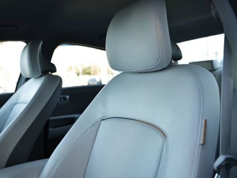 Used 2024 Hyundai Ioniq 6 SEL image 22