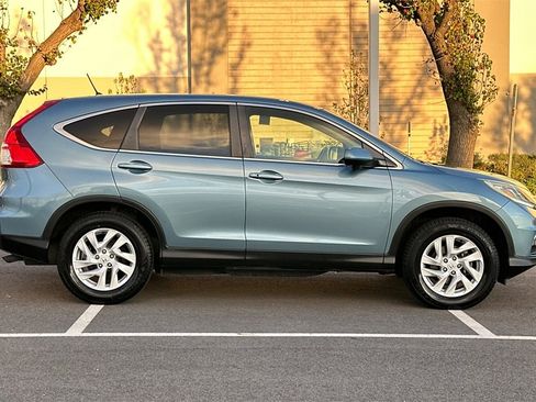 Used 2015 Honda CR-V EX image 3
