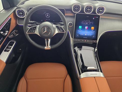 New 2027 Mercedes-Benz GLC 300 image 10