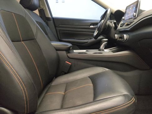 Used 2022 Nissan Altima 2.5 SR w/ Midnight Edition Package FWD image 21