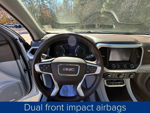 Used 2023 GMC Acadia SLT image 32