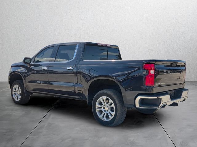 Used 2022 Chevrolet Silverado 1500 LTZ w/ LTZ Premium Package AWD/4WD image 3