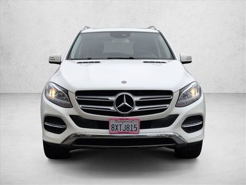 Used 2017 Mercedes-Benz GLE 350 image 2