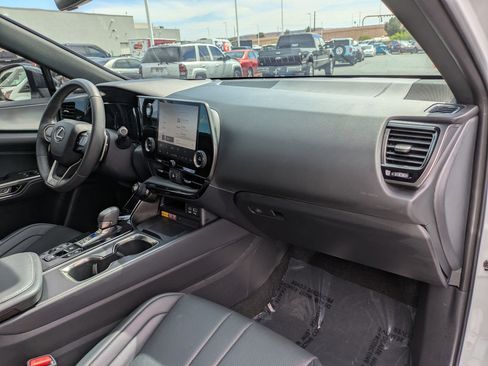 Used 2024 Lexus NX 350 F Sport image 31