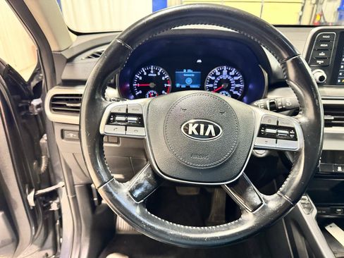 Used 2020 Kia Telluride S FWD image 11