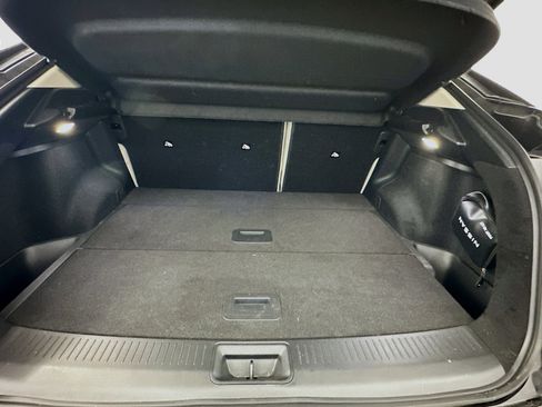 Used 2023 Nissan Ariya AWD image 31