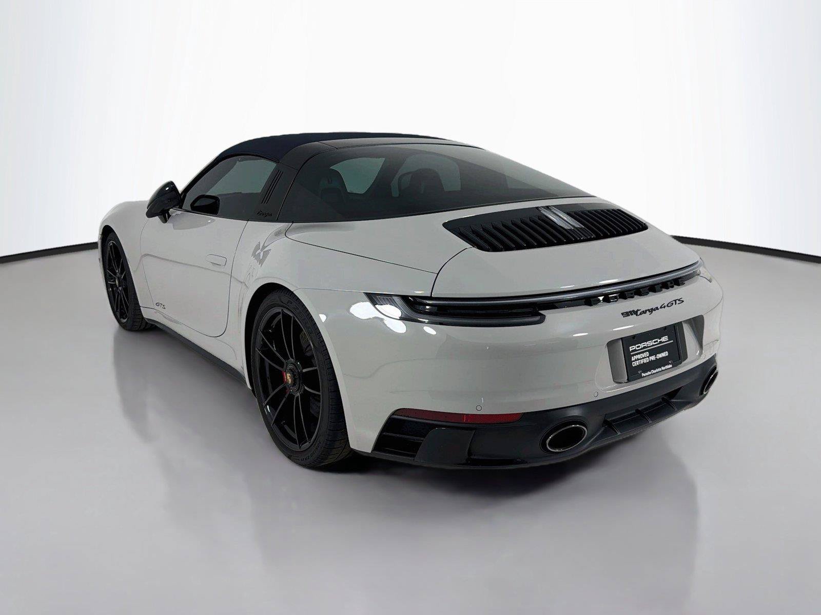 Used 2022 Porsche 911 Targa 4 GTS AWD/4WD image 8