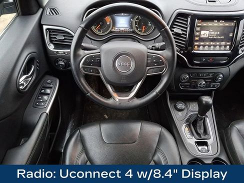 Used 2019 Jeep Cherokee Limited image 3