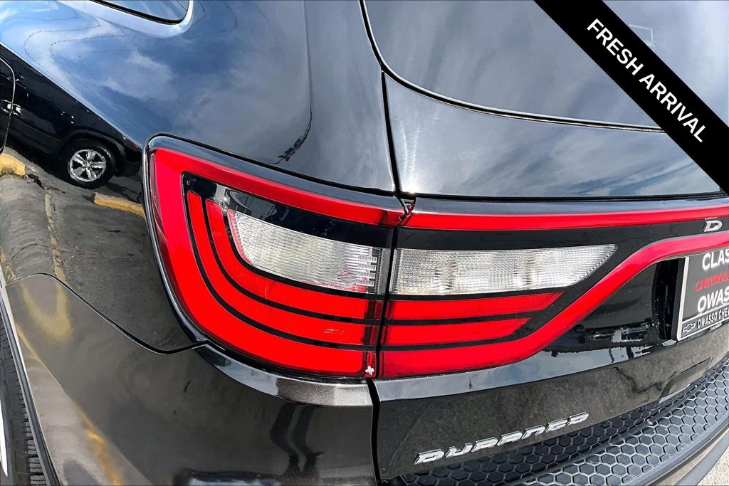 Used 2020 Dodge Durango SXT w/ 3rd Row Seating Group RWD image 22