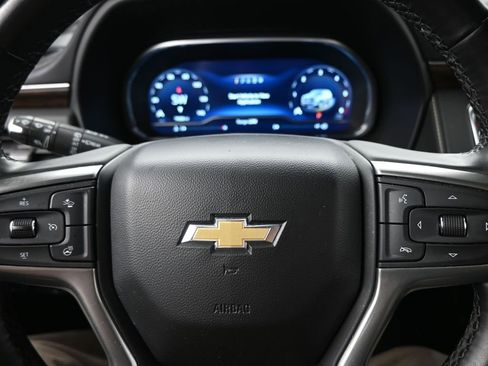 Used 2023 Chevrolet Suburban Premier AWD/4WD image 13