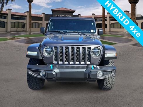 Used 2022 Jeep Wrangler Unlimited Rubicon 4xe image 3