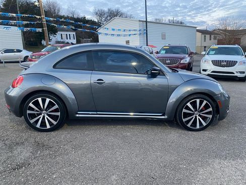 Used 2013 Volkswagen Beetle 2.0T image 8