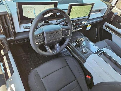 New 2025 GMC Hummer EV 2X image 3