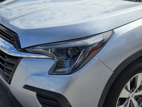 Used 2024 Subaru Ascent Premium w/ Convenience Package image 6