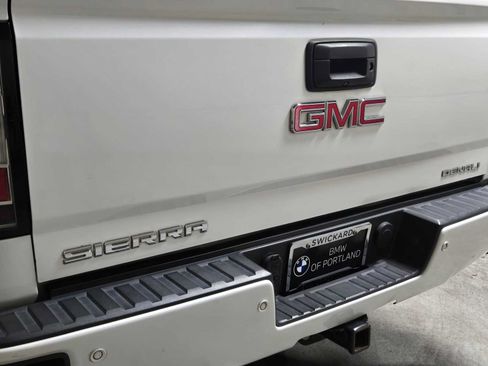 Used 2017 GMC Sierra 1500 Denali w/ Denali Ultimate Package AWD/4WD image 15