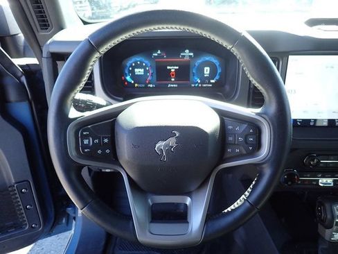 Used 2025 Ford Bronco Badlands AWD/4WD image 23