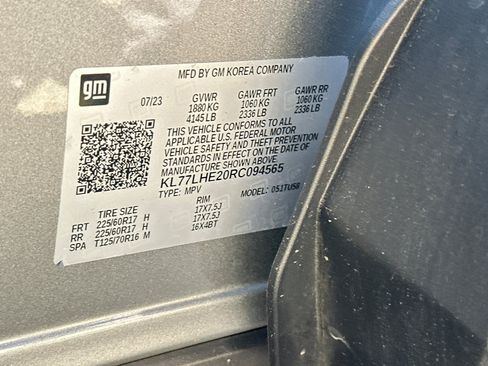 Used 2024 Chevrolet Trax LT w/ Driver Confidence Package FWD image 29