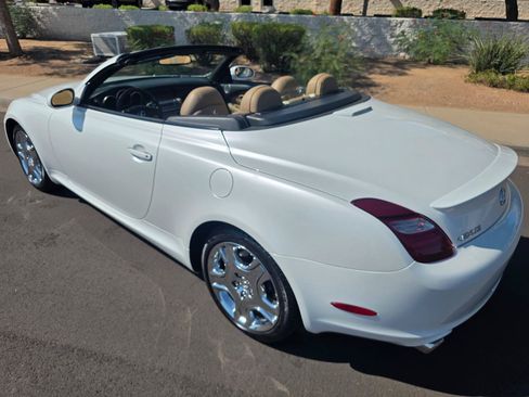 Used 2008 Lexus SC 430 Convertible RWD image 9