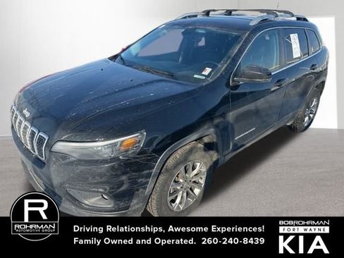 Used 2019 Jeep Cherokee Latitude Plus w/ Comfort/Convenience Group image 1