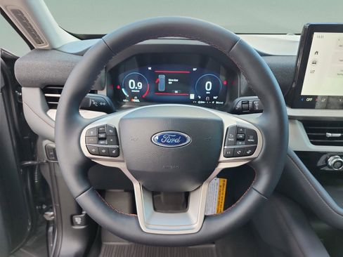 New 2026 Ford Explorer Active w/ Active Comfort Package image 11