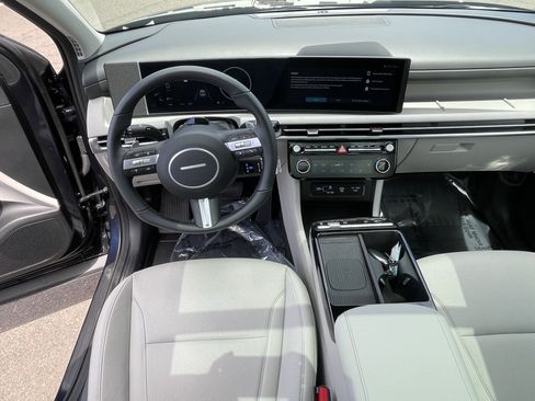 Certified 2025 Hyundai Tucson SEL AWD/4WD image 13