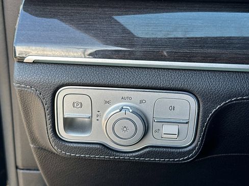 Certified 2020 Mercedes-Benz GLE 450 4MATIC image 29