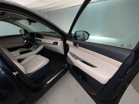 Used 2021 Hyundai Palisade Limited image 26