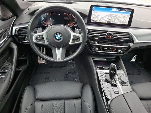 Used 2023 BMW 530i xDrive w/ M Sport Package AWD/4WD image 12