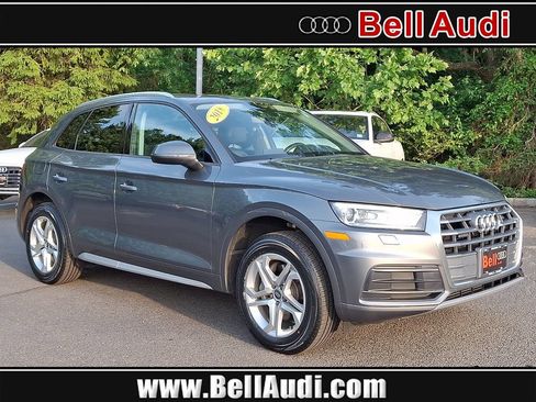 Used 2018 Audi Q5 Premium Plus w/ Convenience Package AWD/4WD image 1