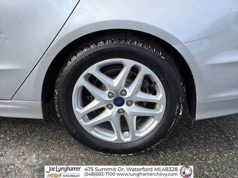 Used 2016 Ford Fusion SE image 31