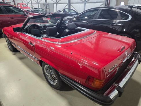 Used 1988 Mercedes-Benz 560 SL image 22