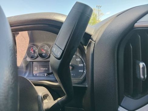 Used 2020 Chevrolet Silverado 1500 Custom w/ Custom Value Package AWD/4WD image 23
