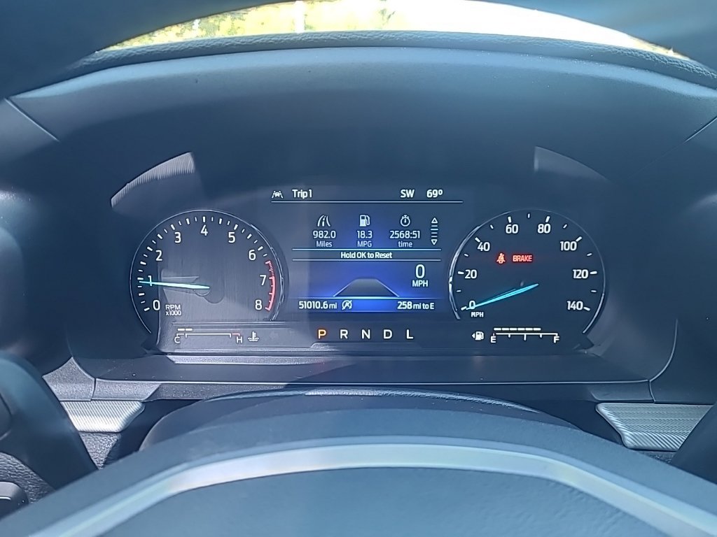 Used 2023 Ford Explorer XLT w/ Equipment Group 202A AWD/4WD image 23