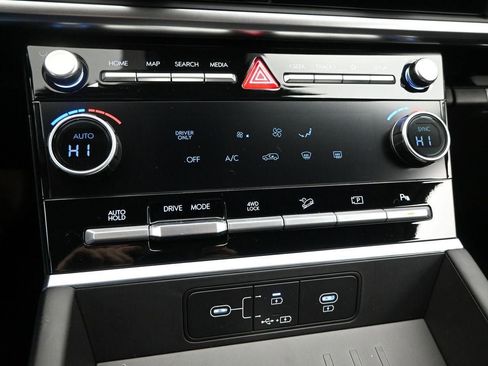 New 2026 Hyundai Santa Fe SE image 22