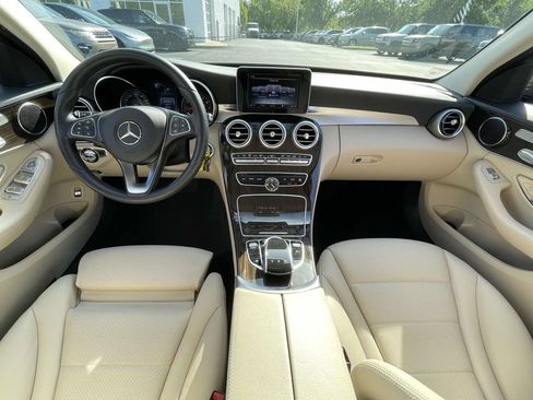 Used 2016 Mercedes-Benz C 300 4MATIC Sedan image 17